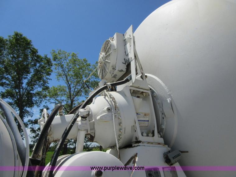 image for item I2061 1995 Kenworth W900B mixer truck