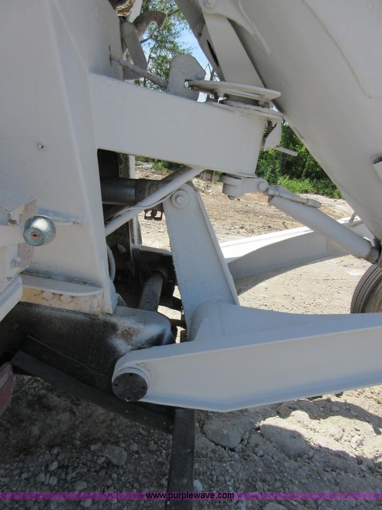 image for item I2061 1995 Kenworth W900B mixer truck