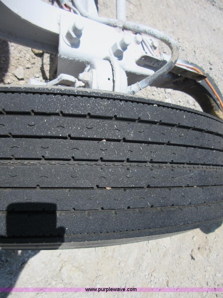 image for item I2061 1995 Kenworth W900B mixer truck