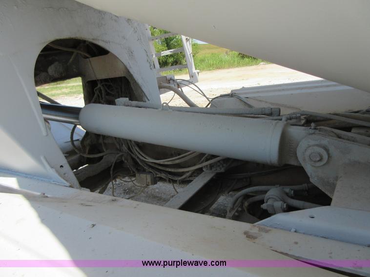 image for item I2061 1995 Kenworth W900B mixer truck