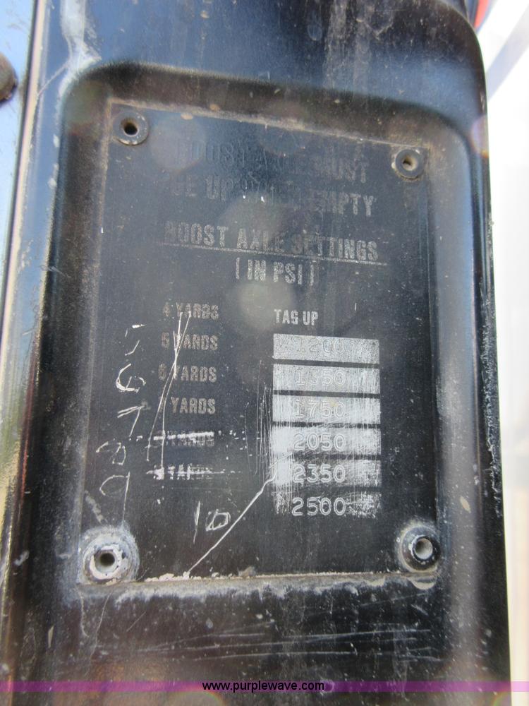 image for item I2062 1985 Mack RS688L mixer truck