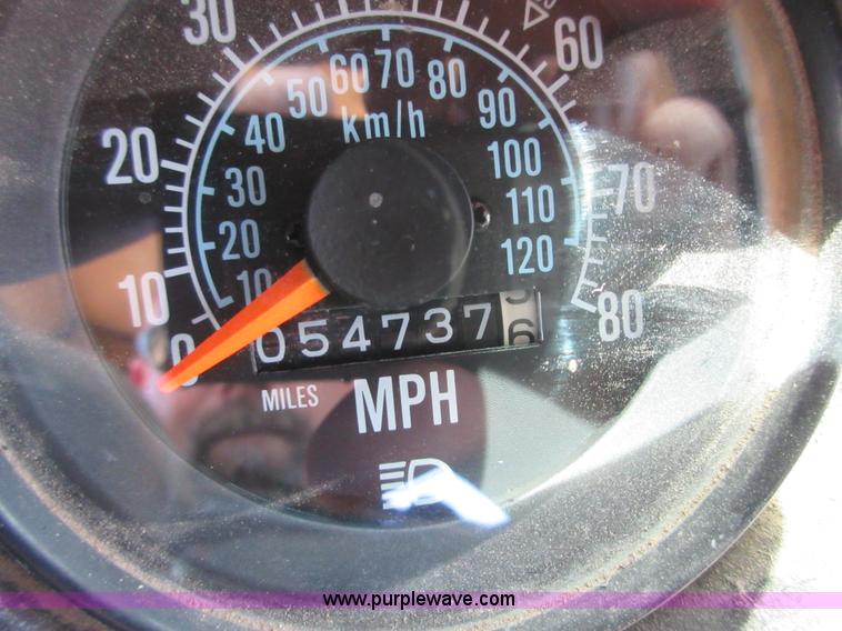 image for item I2062 1985 Mack RS688L mixer truck