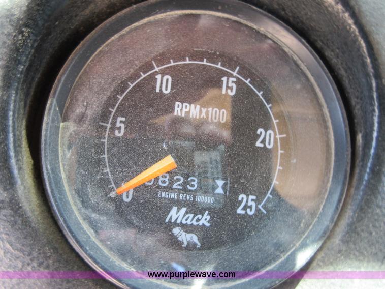 image for item I2062 1985 Mack RS688L mixer truck