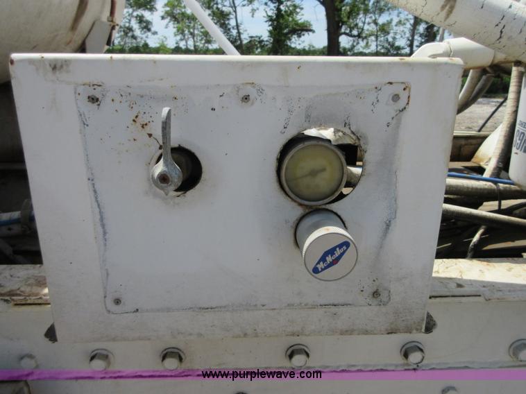 image for item I2062 1985 Mack RS688L mixer truck