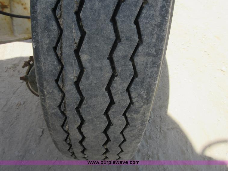 image for item I2062 1985 Mack RS688L mixer truck