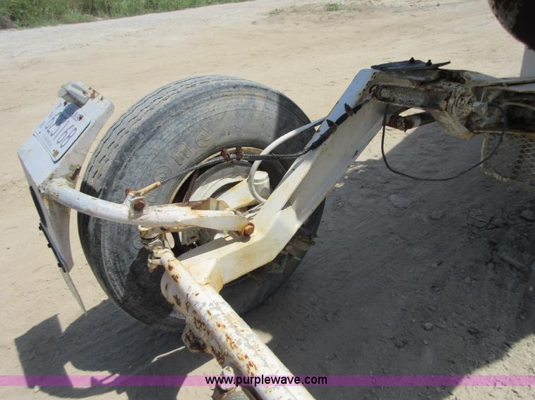 image for item I2062 1985 Mack RS688L mixer truck