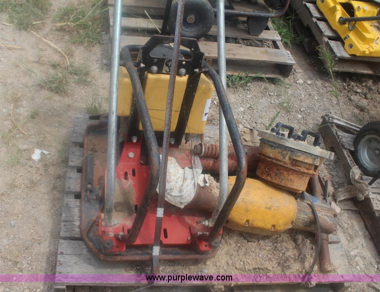 image for item J4490 Assorted vibrator parts