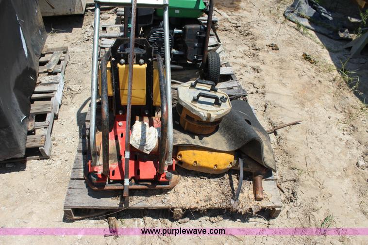 image for item J4490 Assorted vibrator parts