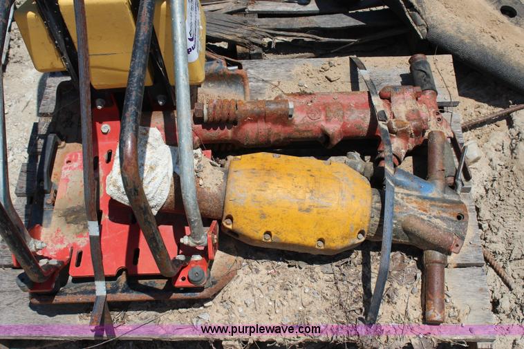 image for item J4490 Assorted vibrator parts