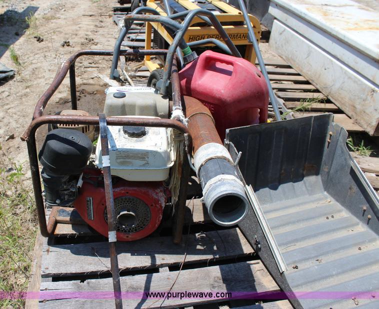 image for item J4490 Assorted vibrator parts