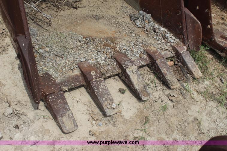 image for item J4492 Bucket