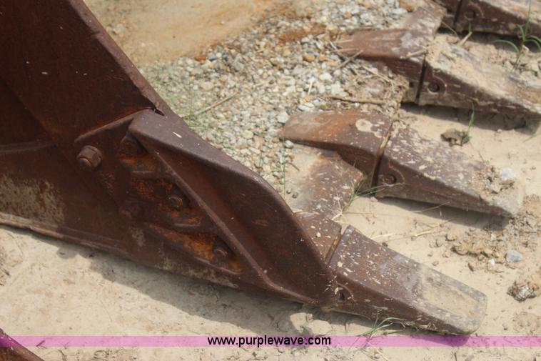 image for item J4492 Bucket