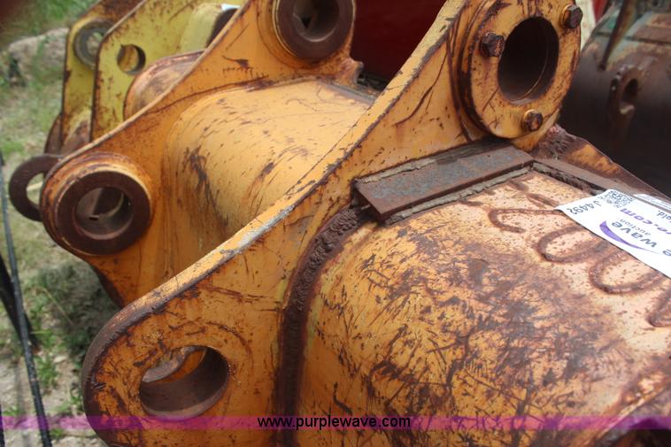 image for item J4492 Bucket