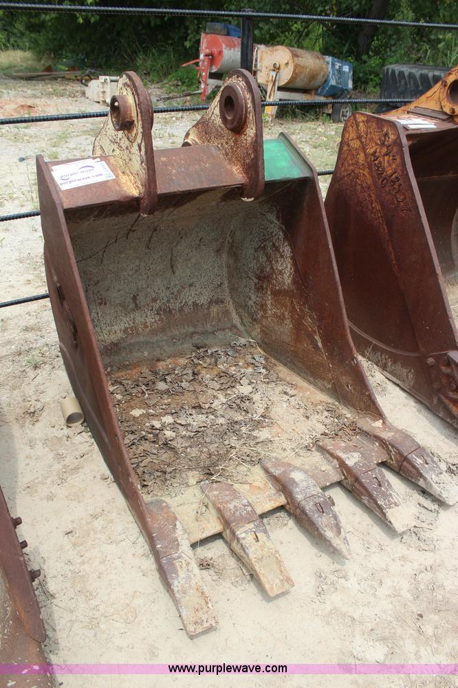 image for item J4493 CP bucket