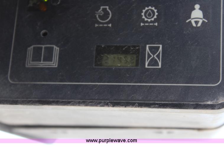 image for item J5807 1999 Case 85XT skid steer