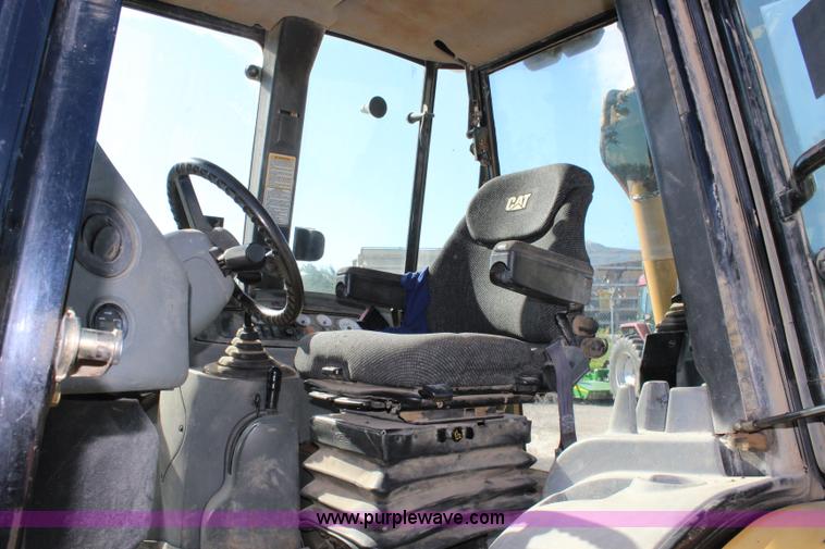 image for item J5809 2003 Caterpillar 420D backhoe