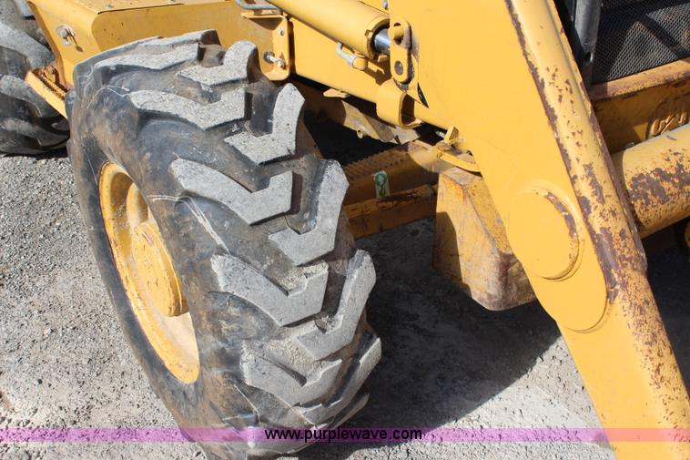image for item J5809 2003 Caterpillar 420D backhoe
