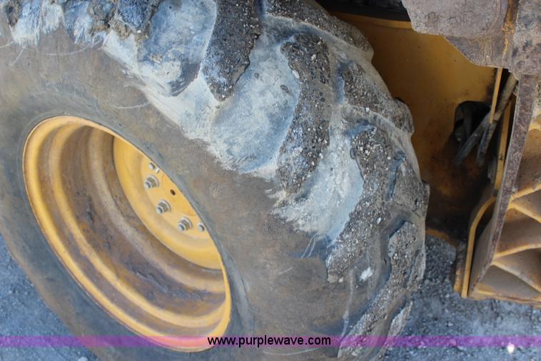 image for item J5809 2003 Caterpillar 420D backhoe