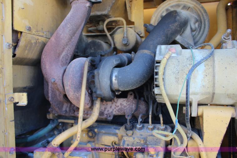 image for item J5810 1985 Caterpillar IT28 wheel loader