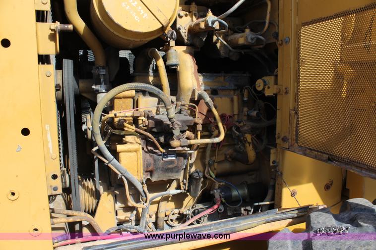 image for item J5810 1985 Caterpillar IT28 wheel loader