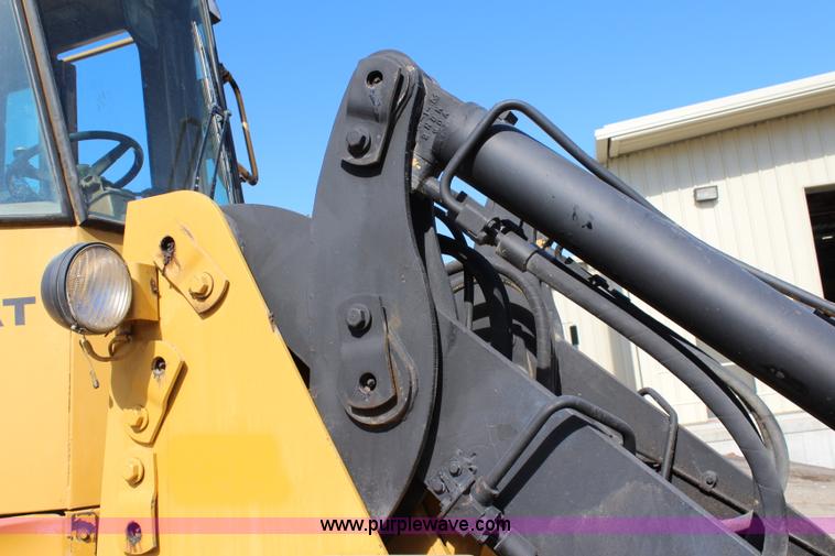 image for item J5810 1985 Caterpillar IT28 wheel loader