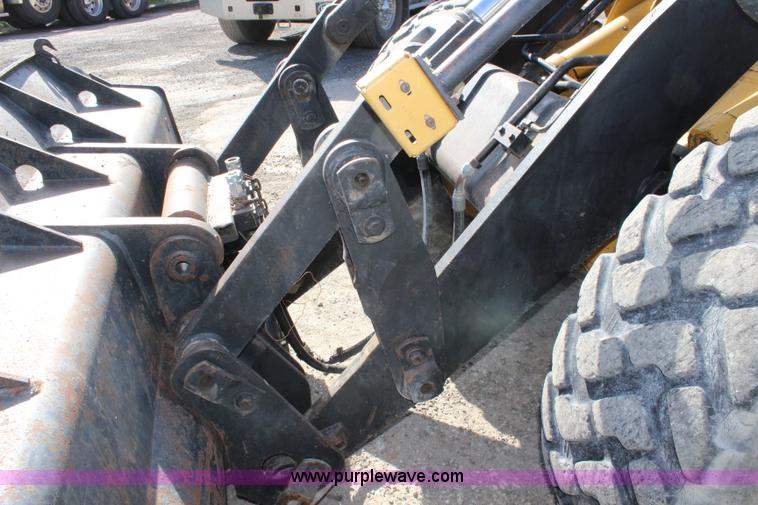 image for item J5810 1985 Caterpillar IT28 wheel loader