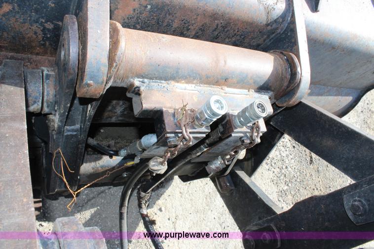 image for item J5810 1985 Caterpillar IT28 wheel loader