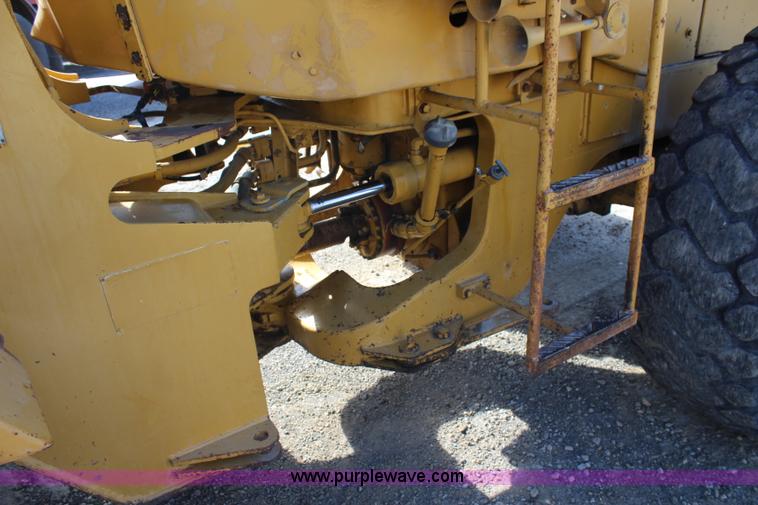 image for item J5810 1985 Caterpillar IT28 wheel loader