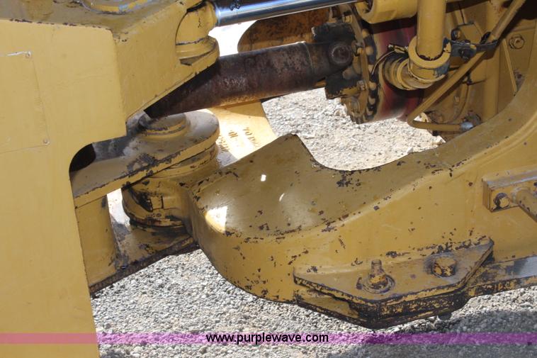 image for item J5810 1985 Caterpillar IT28 wheel loader