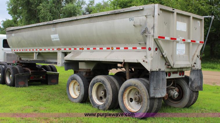 image for item J5981 1990 Ultralight end dump trailer