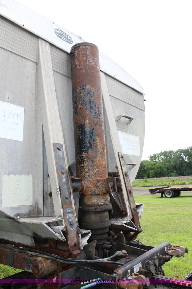 image for item J5981 1990 Ultralight end dump trailer