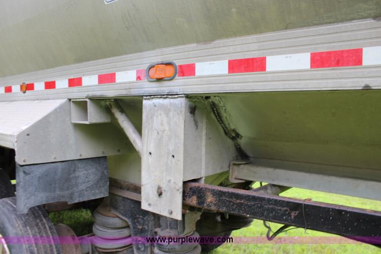 image for item J5981 1990 Ultralight end dump trailer