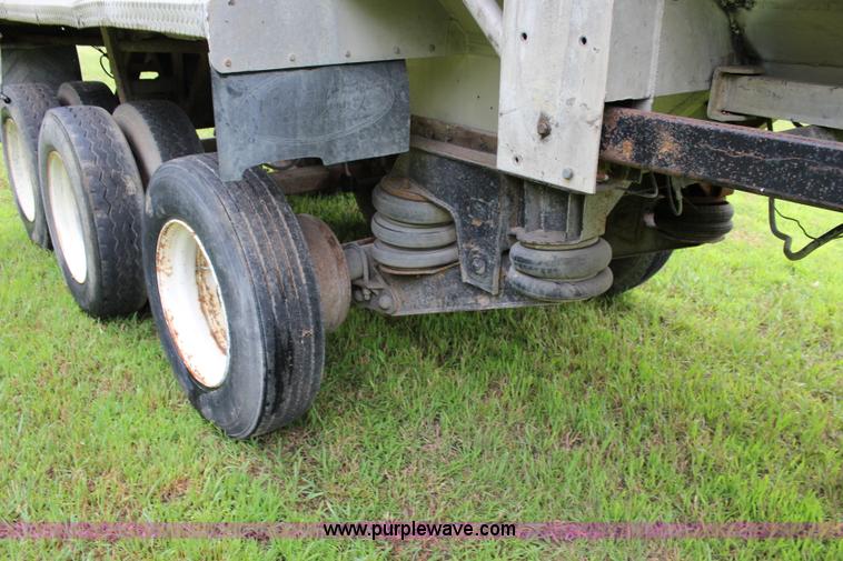image for item J5981 1990 Ultralight end dump trailer