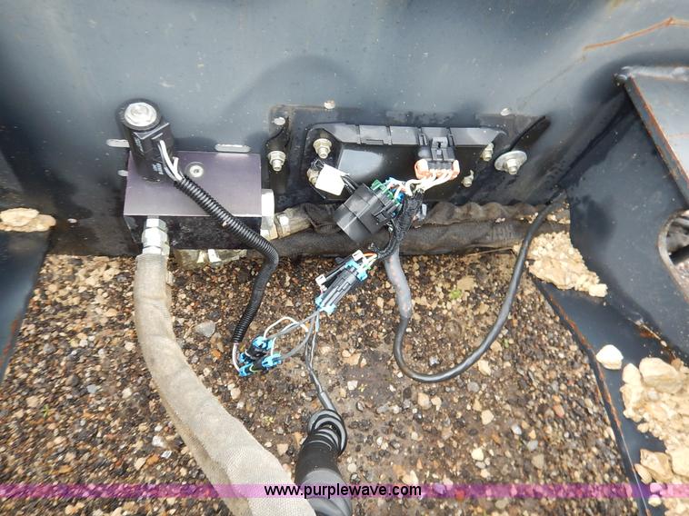 image for item J6498 Bobcat box blade laser skid steer attachment