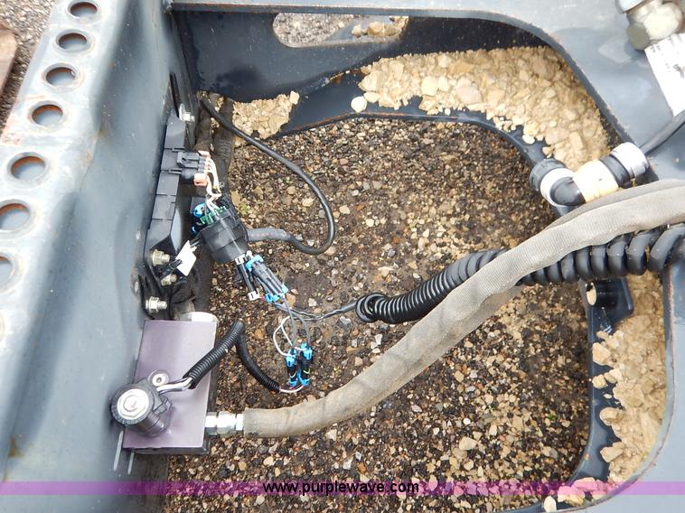 image for item J6498 Bobcat box blade laser skid steer attachment