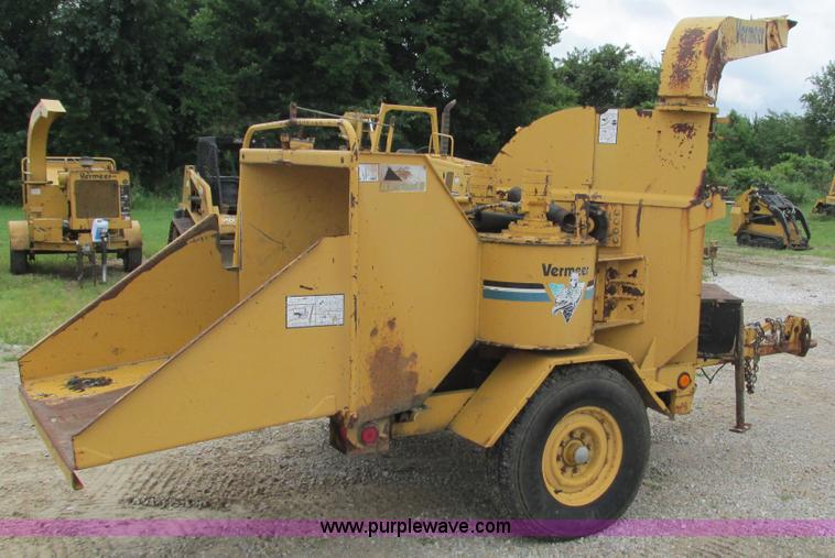 image for item J8567 1996 Vermeer 1250BC wood chipper