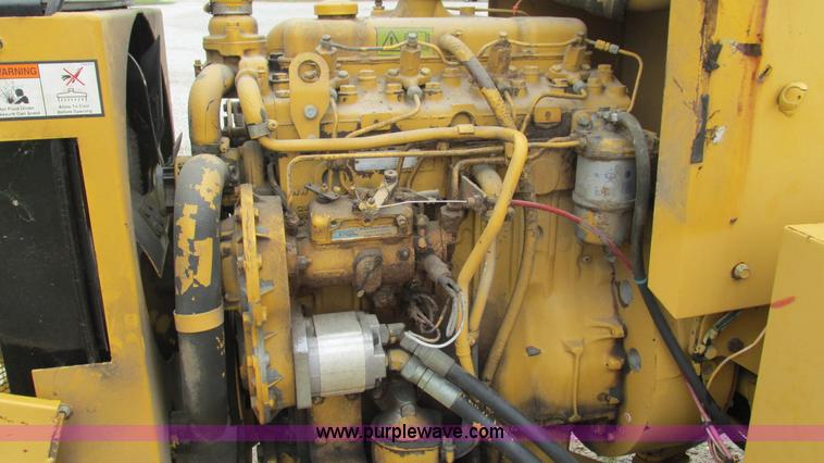 image for item J8567 1996 Vermeer 1250BC wood chipper