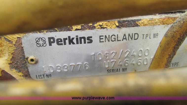 image for item J8567 1996 Vermeer 1250BC wood chipper