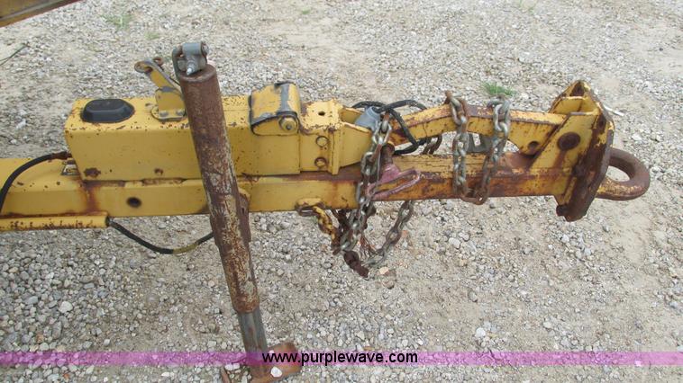 image for item J8567 1996 Vermeer 1250BC wood chipper