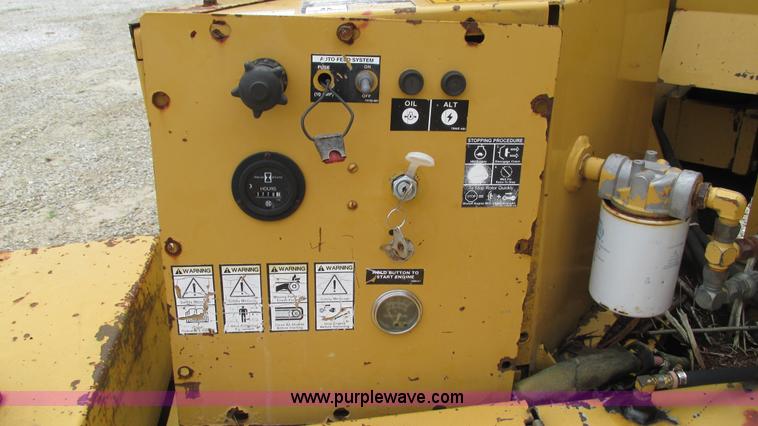 image for item J8567 1996 Vermeer 1250BC wood chipper