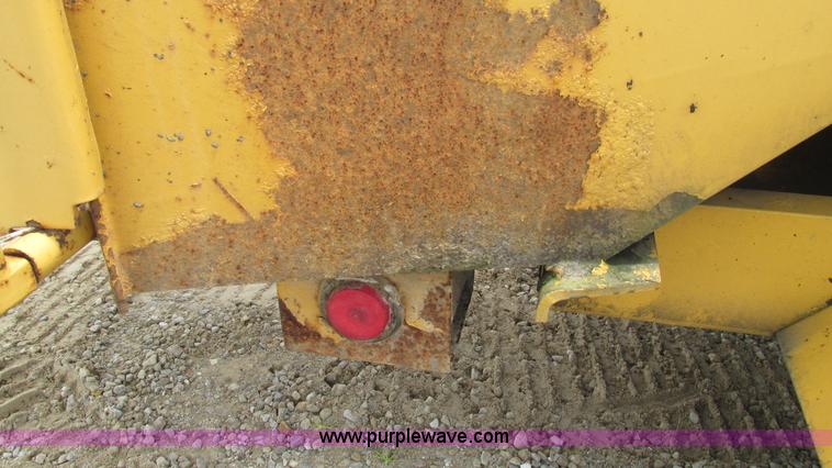 image for item J8567 1996 Vermeer 1250BC wood chipper