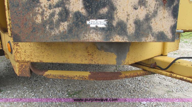 image for item J8567 1996 Vermeer 1250BC wood chipper