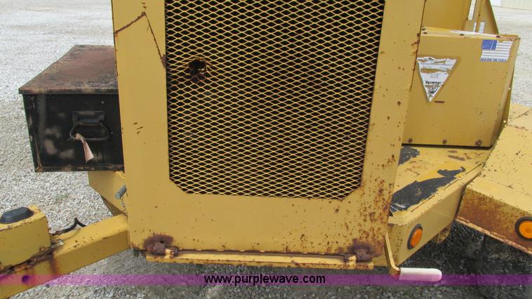 image for item J8567 1996 Vermeer 1250BC wood chipper