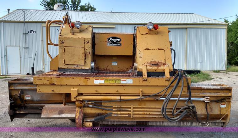 image for item K1019 Etnyre chip spreader