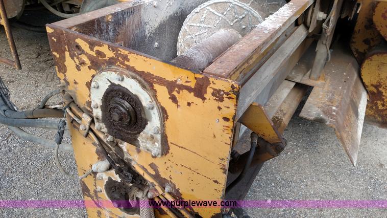 image for item K1019 Etnyre chip spreader