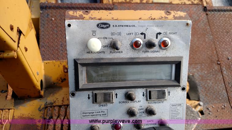 image for item K1019 Etnyre chip spreader