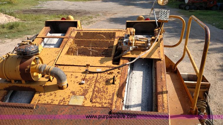 image for item K1019 Etnyre chip spreader