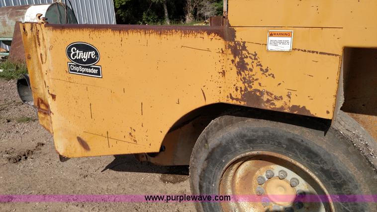 image for item K1019 Etnyre chip spreader