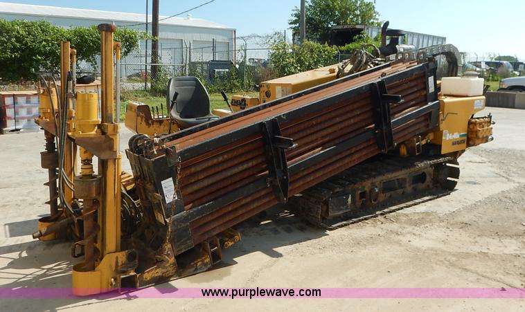 image for item K1533 2001 Vermeer D24X40A Navigator directional drill