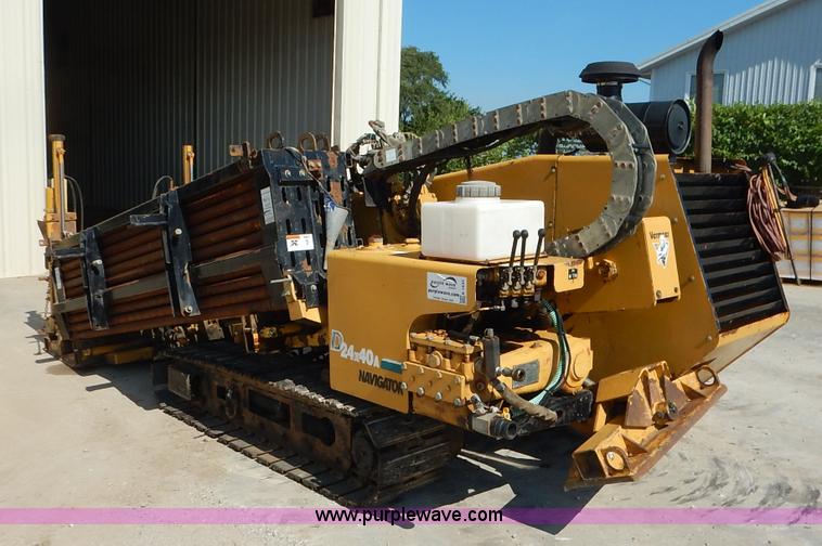 image for item K1533 2001 Vermeer D24X40A Navigator directional drill